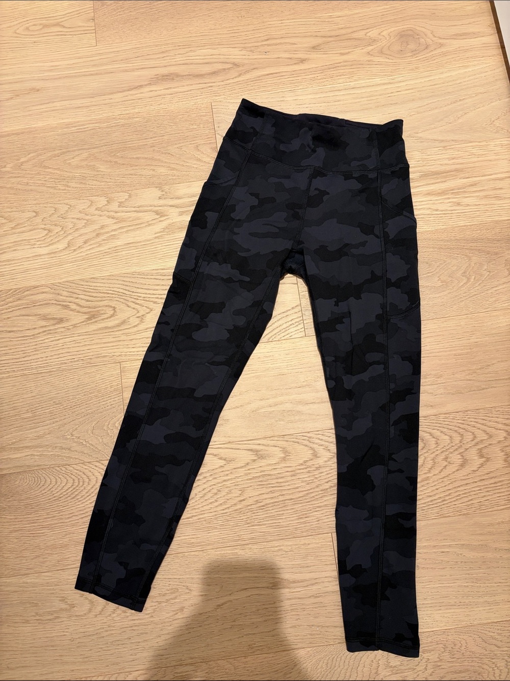 Lululemon  Black Camouflage High-Rise Leggings Size 6